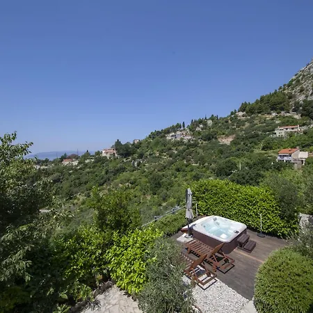 Villa Makar Makarska