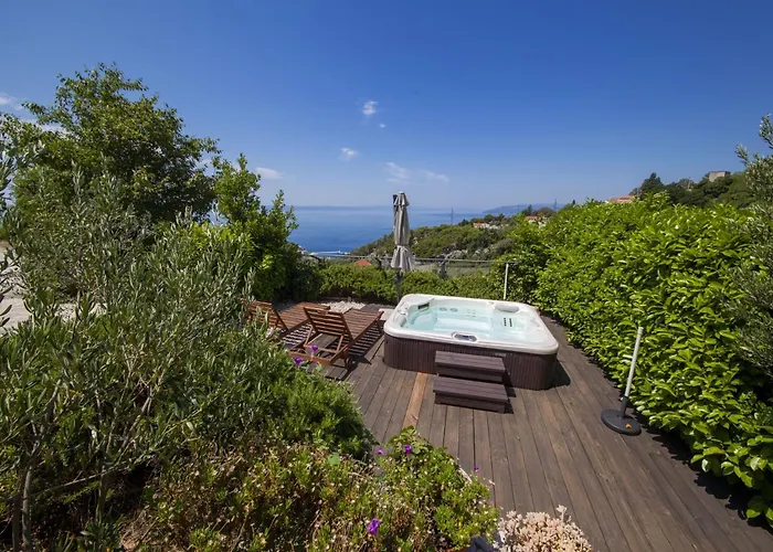 Villa Makar Makarska