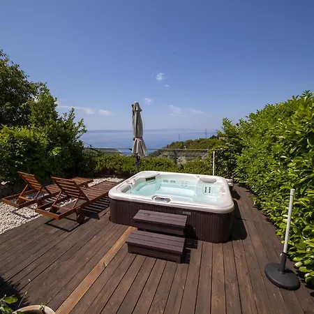 Makar Villa Makarska